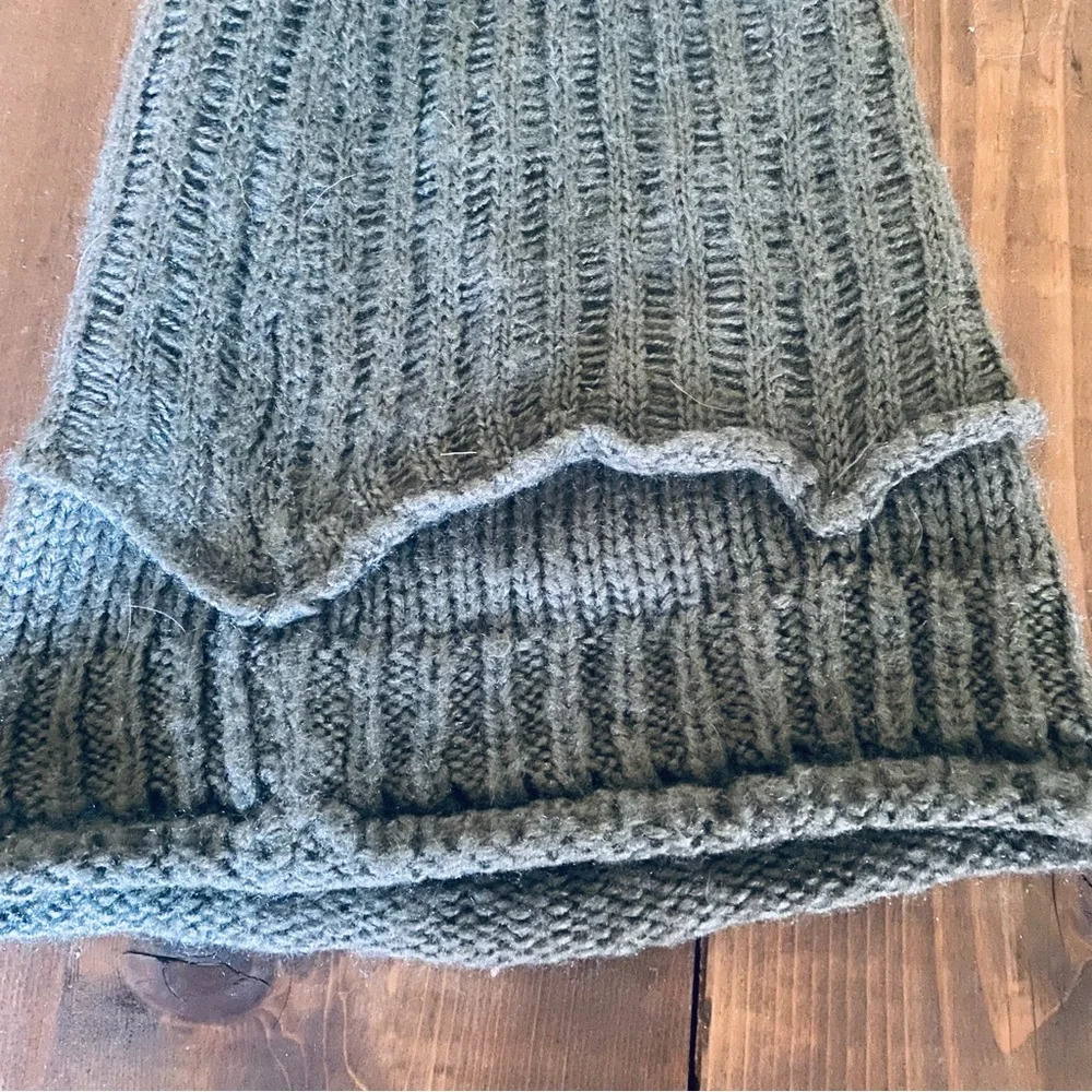 Silence + Noise green knit beanie